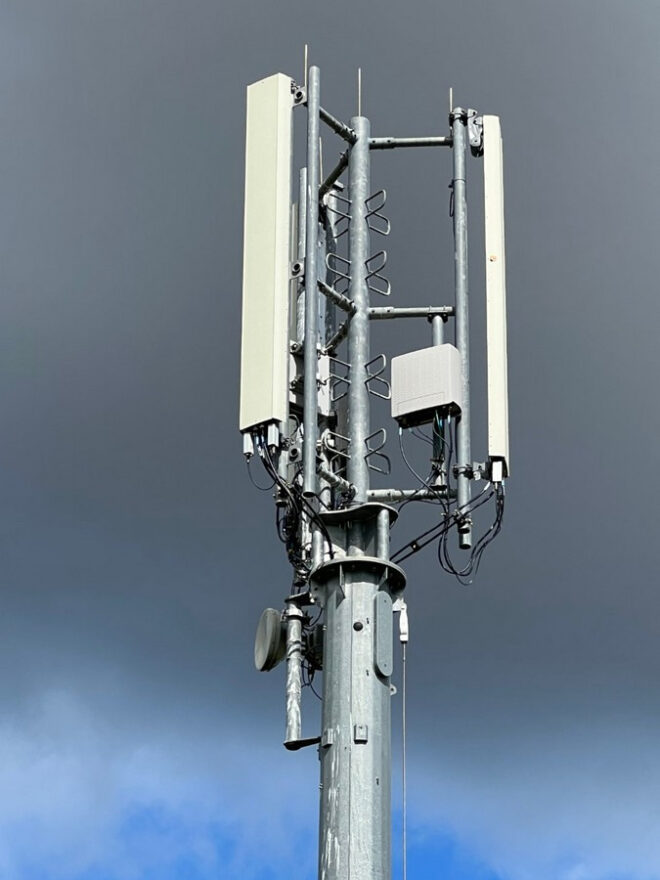 MONOPOLE TELECOMS MAST